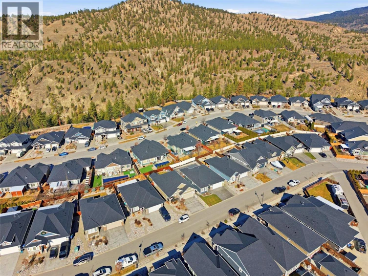 2110 Lawrence Avenue, Penticton, BC, V2A 9G6 - 9
