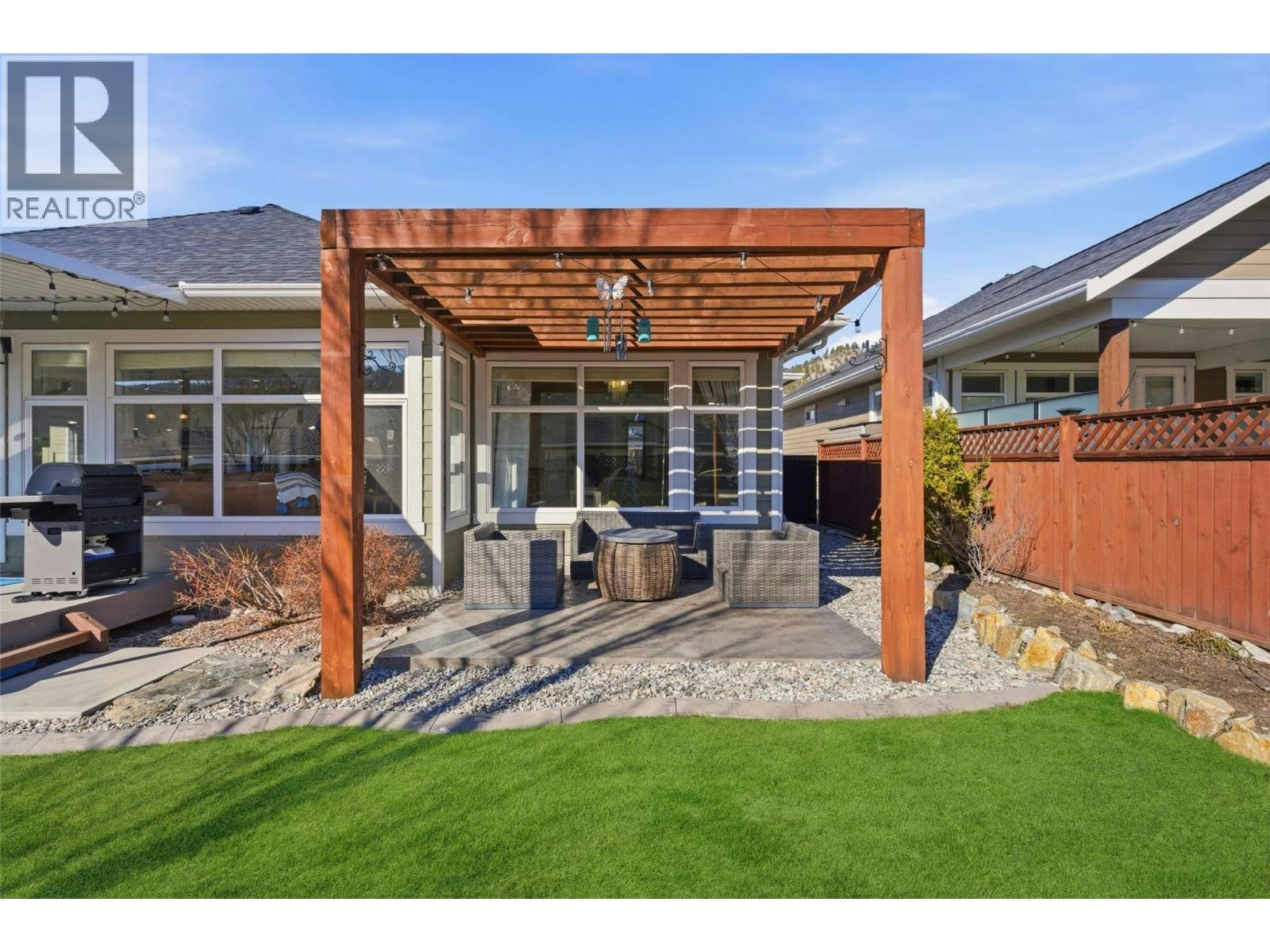2110 Lawrence Avenue, Penticton, BC, V2A 9G6 - 16
