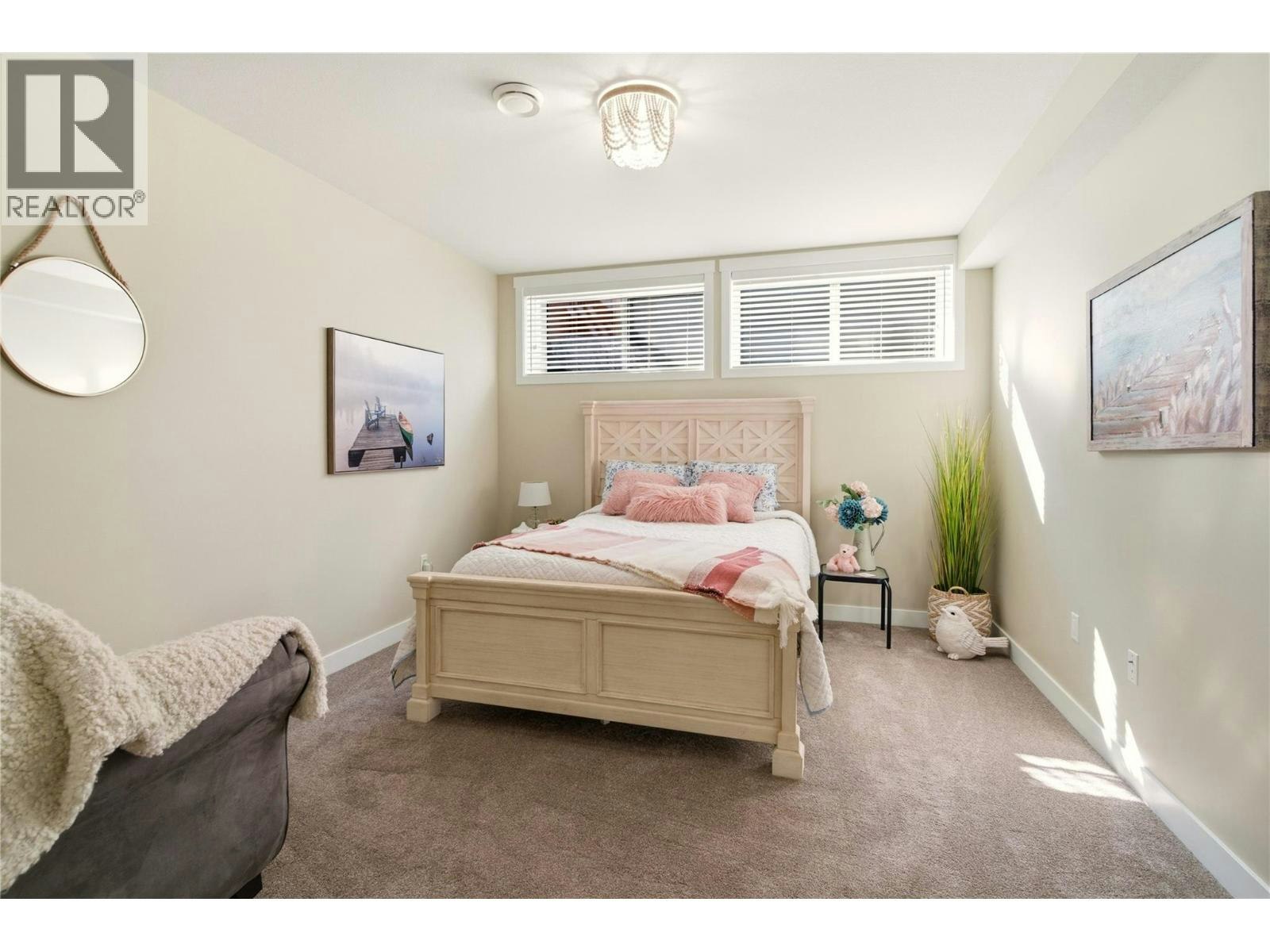2110 Lawrence Avenue, Penticton, BC, V2A 9G6 - 45