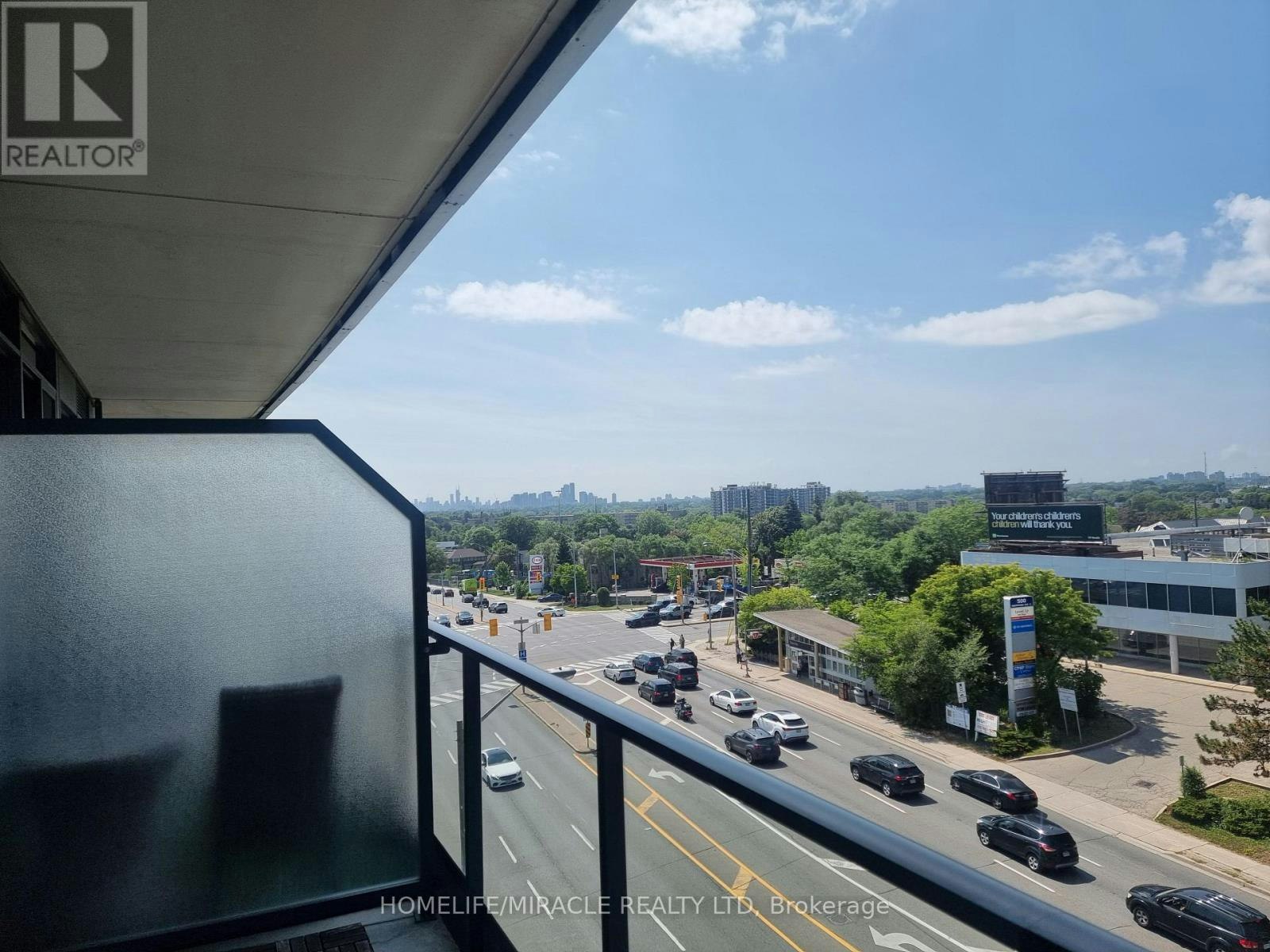 512-2885 Bayview Avenue, Toronto, ON, M2K 0A3 - 4