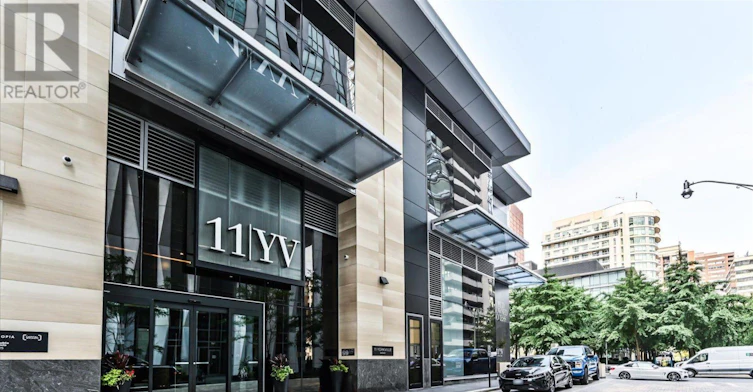 5007-11 Yorkville Avenue, Toronto, ON, M4W 0B7 - 3