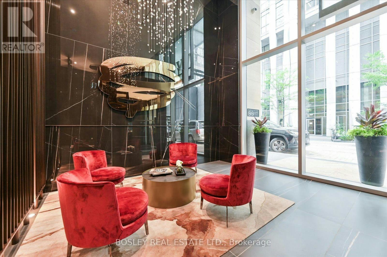 5007-11 Yorkville Avenue, Toronto, ON, M4W 0B7 - 4