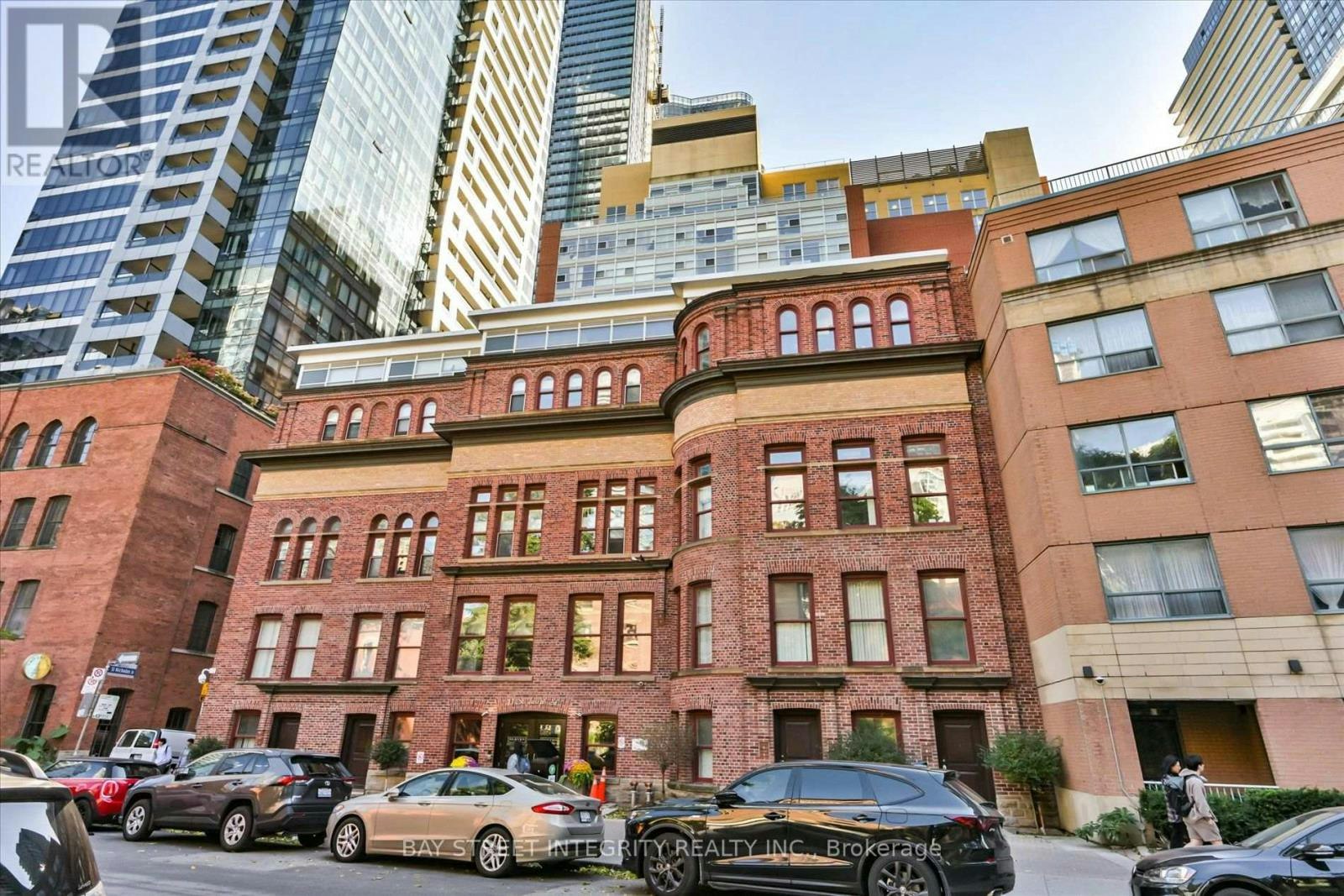 602-11 St Joseph Street, Toronto, ON, M4Y 1J8