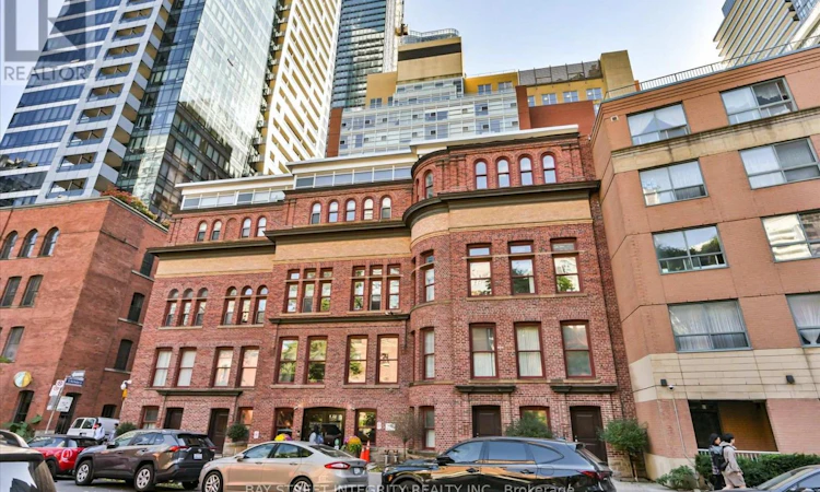 602-11 St Joseph Street