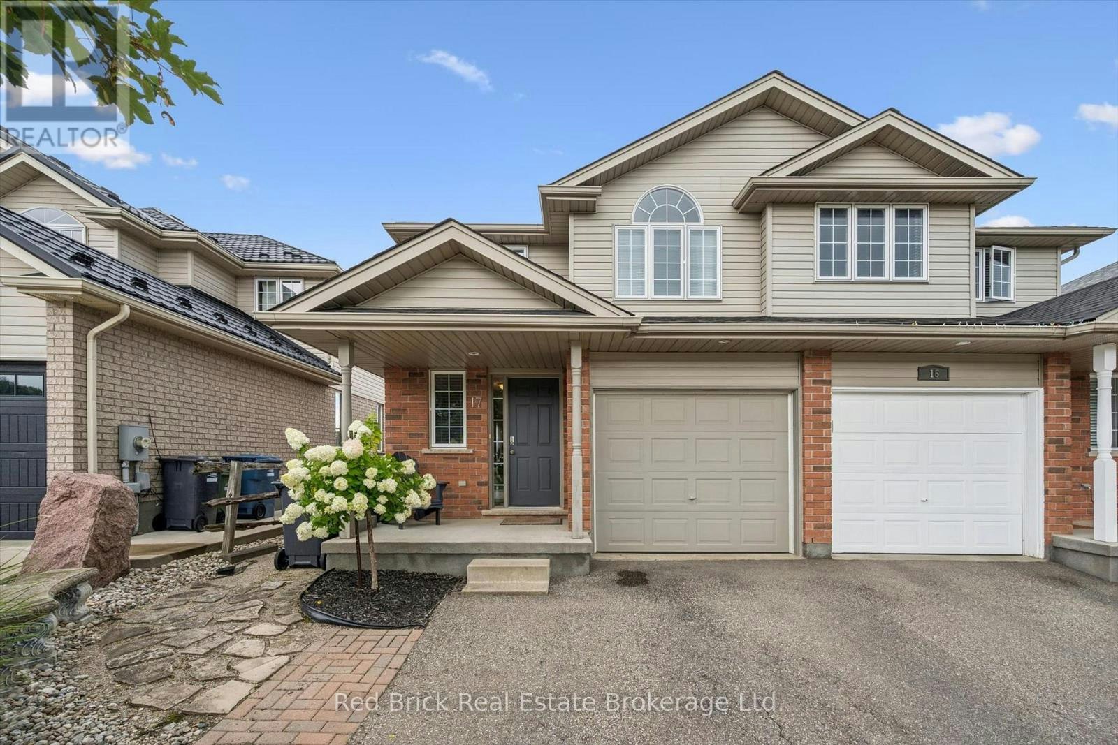 17 Davison Drive, Guelph, ON, N1E 0C1