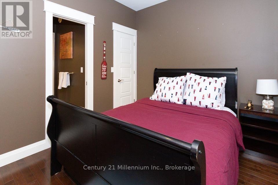 R-72235 Lakeshore R 1 Drive Drive, Bluewater, ON, N0M 2T0 - 14