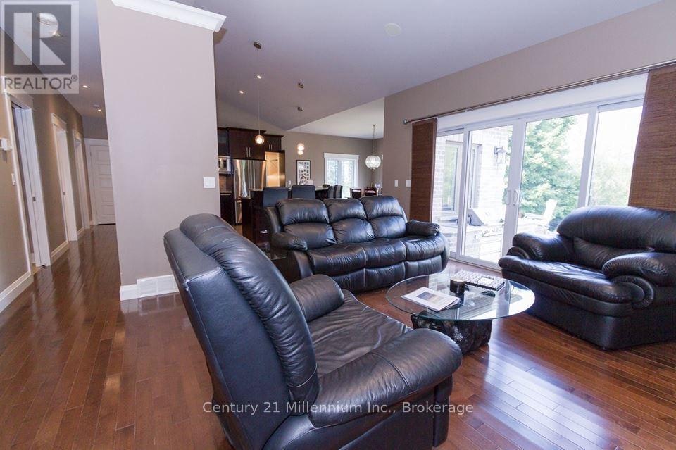 R-72235 Lakeshore R 1 Drive Drive, Bluewater, ON, N0M 2T0 - 19