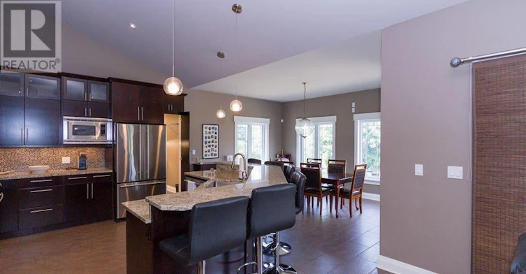 R-72235 Lakeshore R 1 Drive Drive, Bluewater, ON, N0M 2T0 - 18