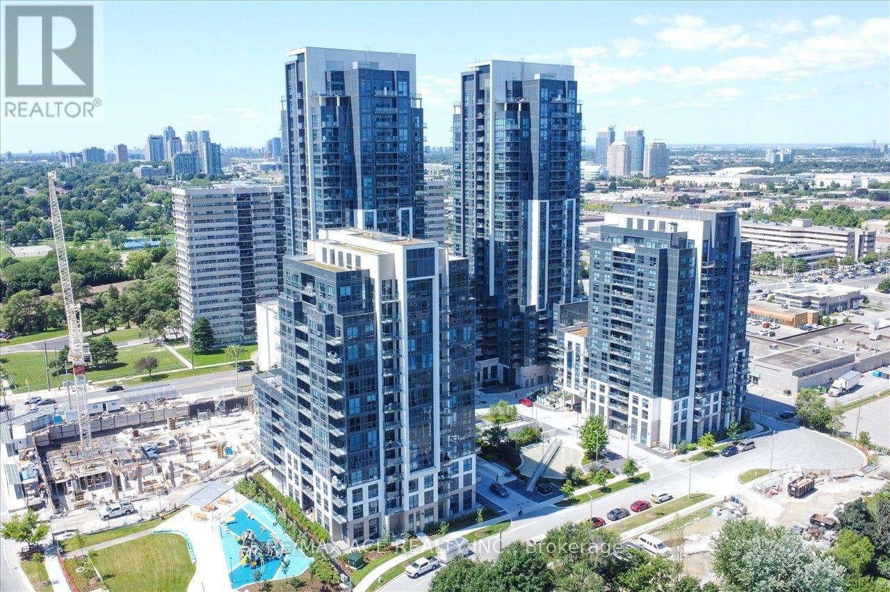 310-30 Meadowglen Place, Toronto, ON, M1G 0A6 - 2