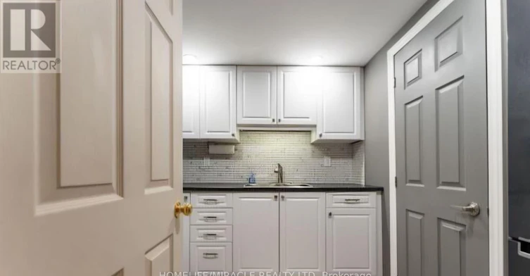 46 Orchard View Boulevard, Oshawa, ON, L1G 3N8 - 6