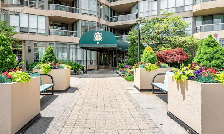 414-20 Guildwood Parkway