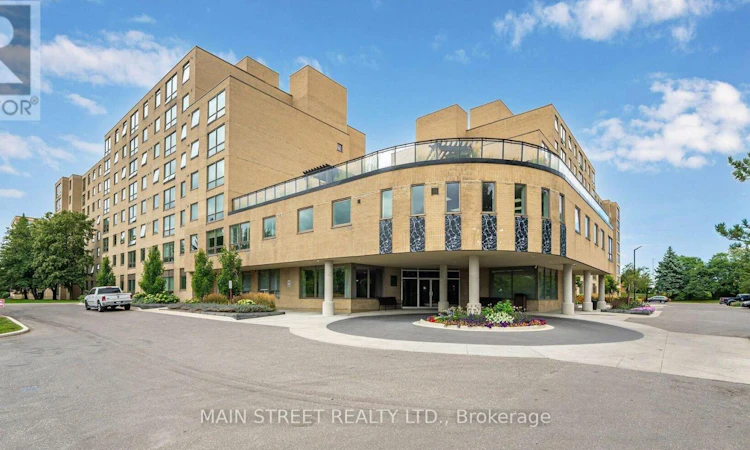 314-326 Major Mackenzie Drive E