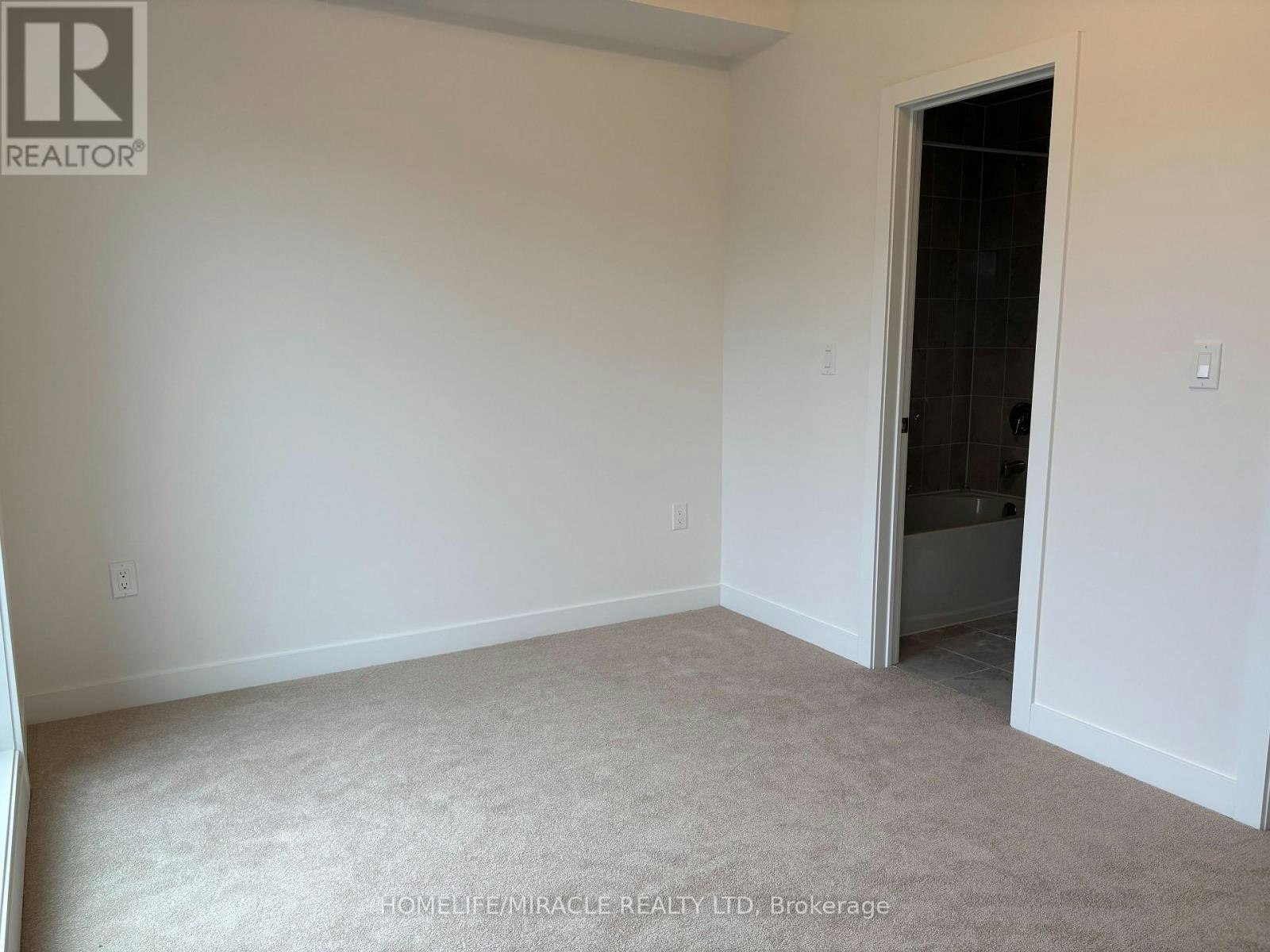 211-15100 Yonge Street, Aurora, ON, L4G 4C8 - 31