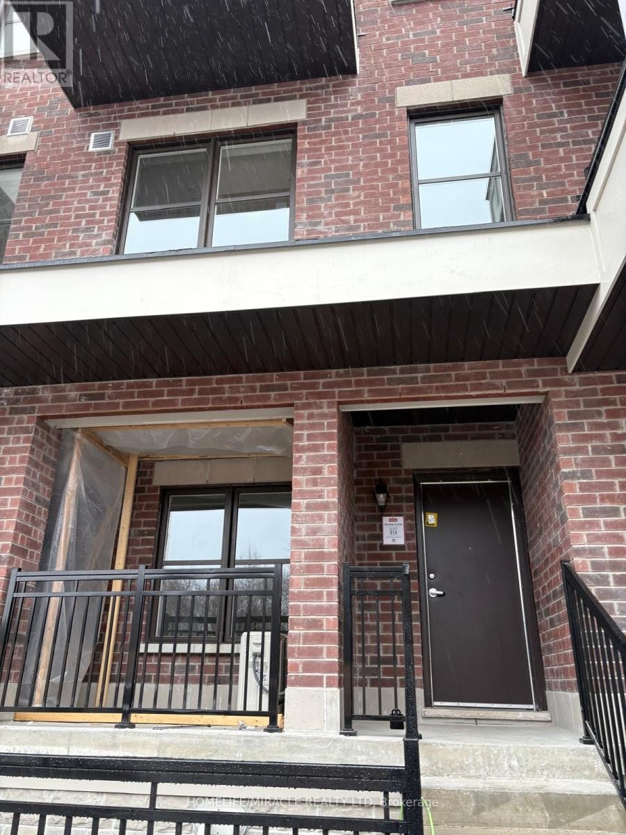 211-15100 Yonge Street, Aurora, ON, L4G 4C8 - 4