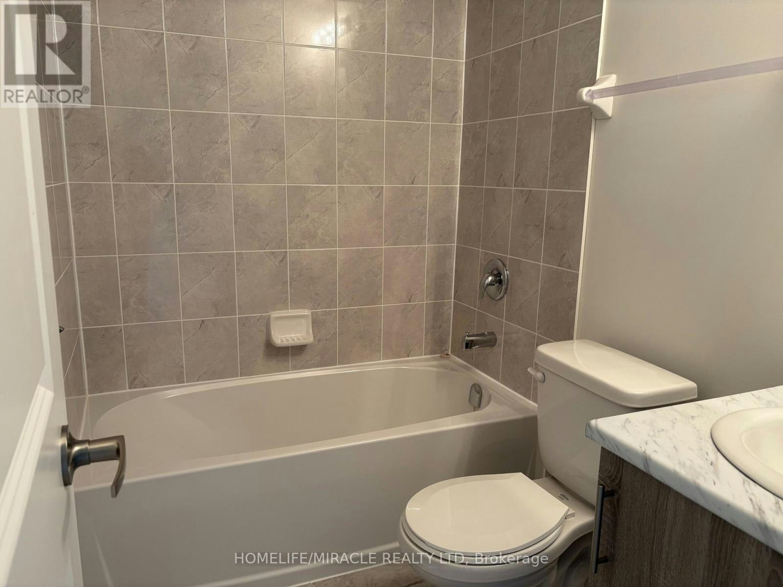 211-15100 Yonge Street, Aurora, ON, L4G 4C8 - 36