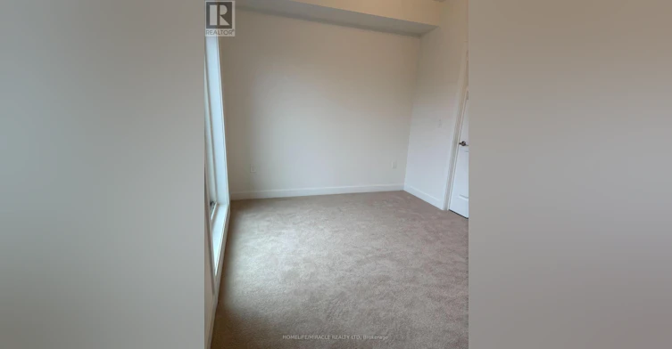 211-15100 Yonge Street, Aurora, ON, L4G 4C8 - 28