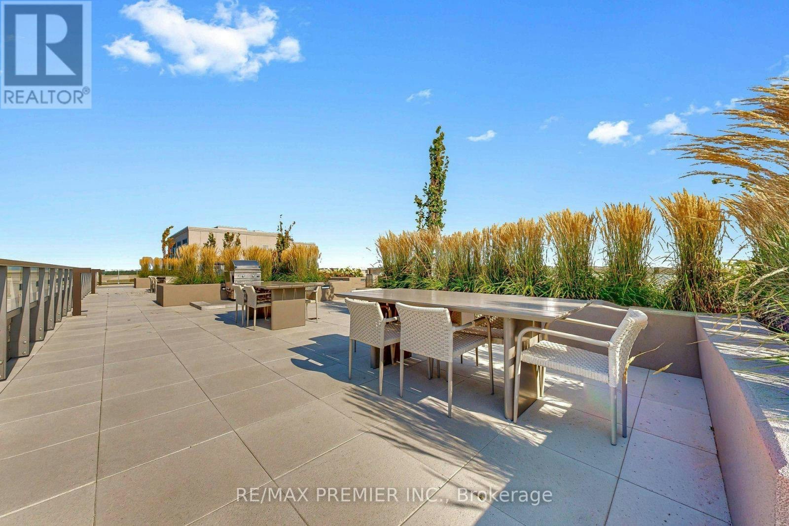 113-2075 King Road, King, ON, L7B 0R6 - 33
