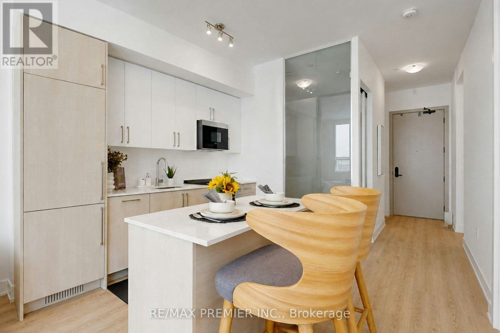 113-2075 King Road, King, ON, L7B 0R6 - 7