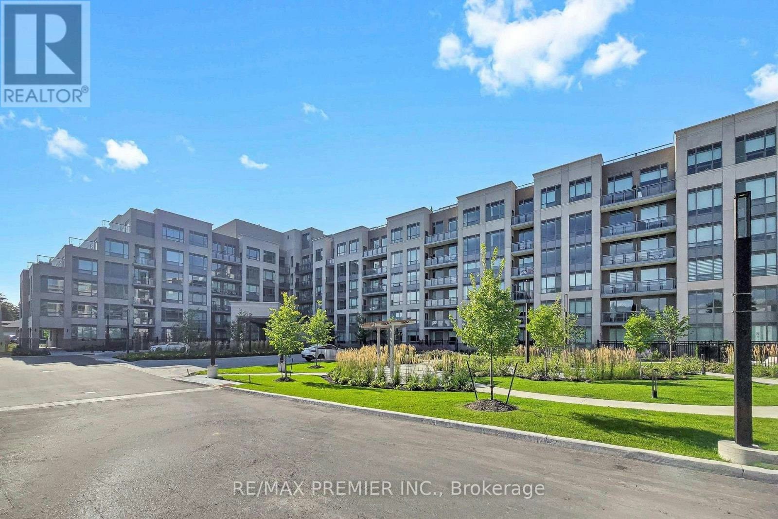 113-2075 King Road, King, ON, L7B 0R6 - 35