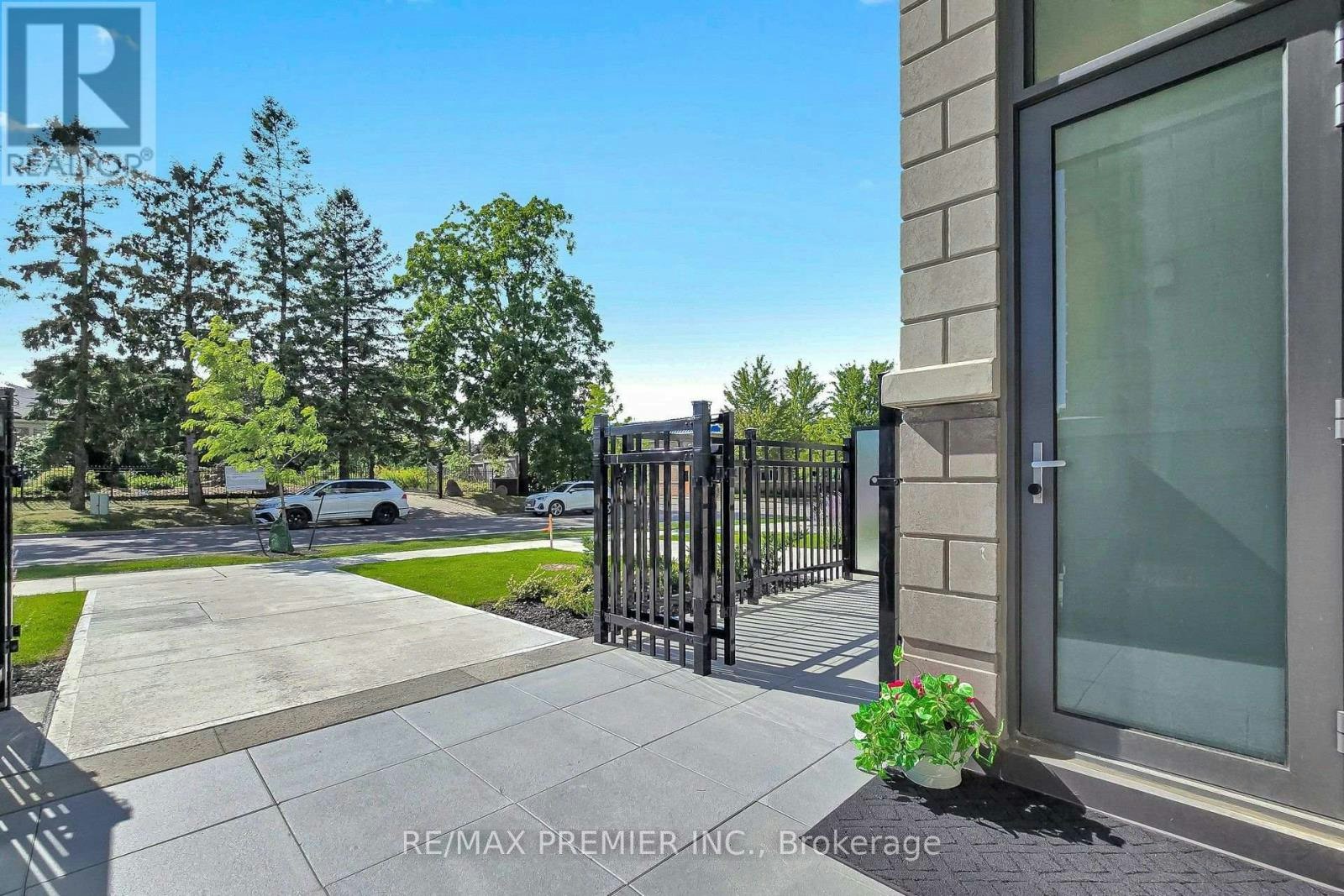 113-2075 King Road, King, ON, L7B 0R6 - 20