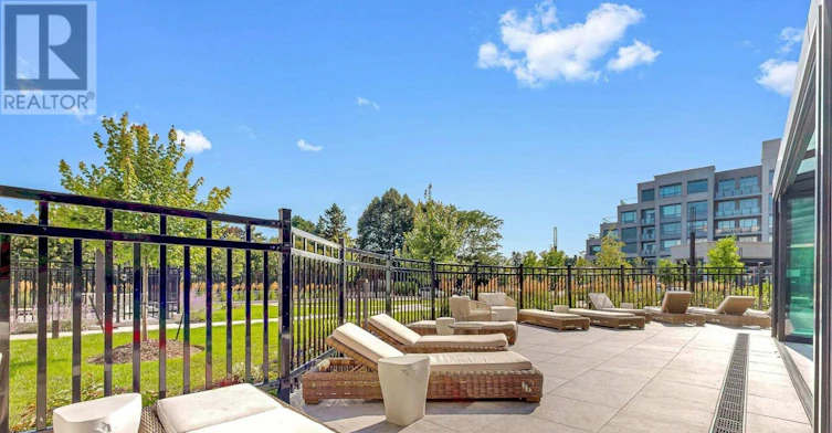 113-2075 King Road, King, ON, L7B 0R6 - 31