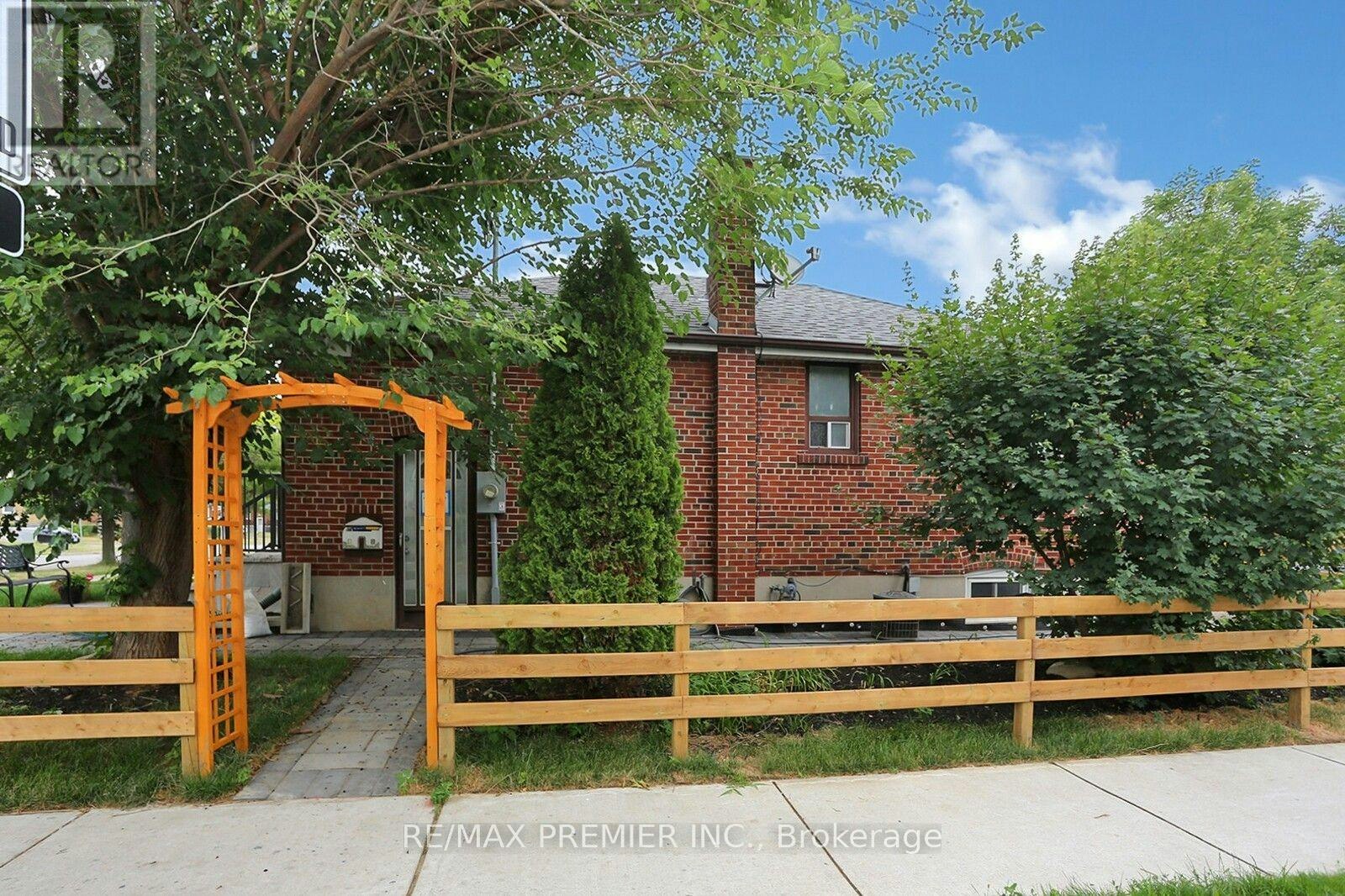 37 Silvercrest Avenue, Toronto, ON, M8W 2S3 - 22
