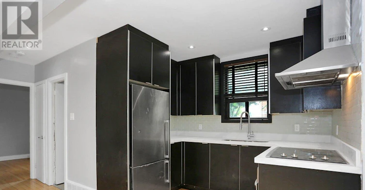 UPPER-37 Silvercrest Avenue, Toronto, ON, M8W 2S3 - 9