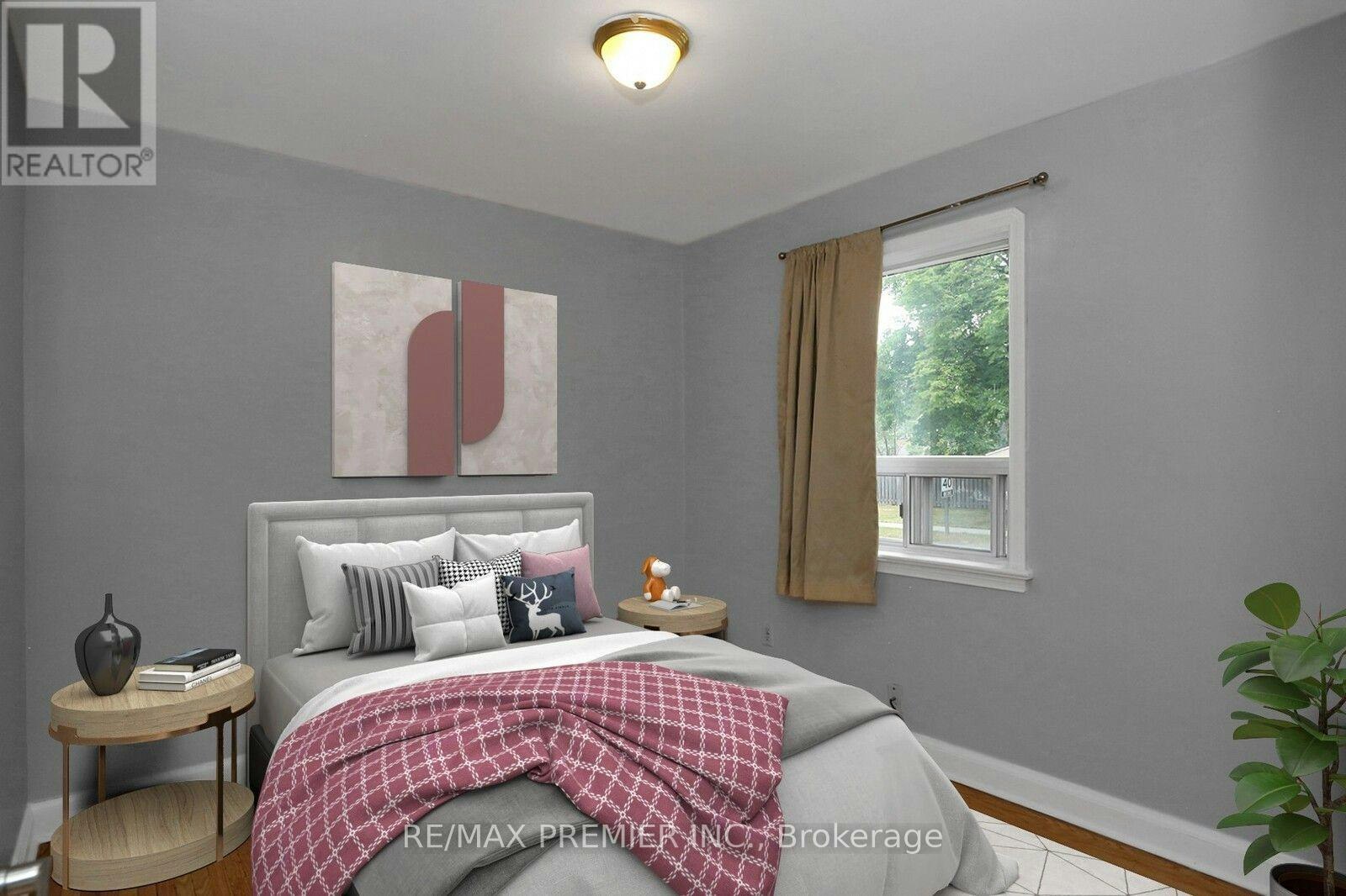 UPPER-37 Silvercrest Avenue, Toronto, ON, M8W 2S3 - 18