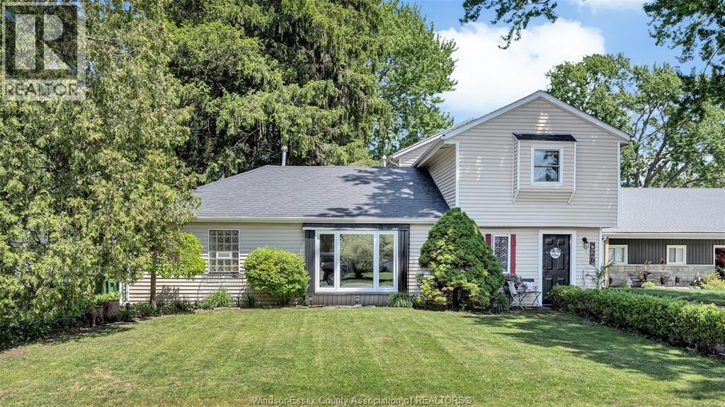 326 Coronado, Tecumseh, ON, N8N 2E4