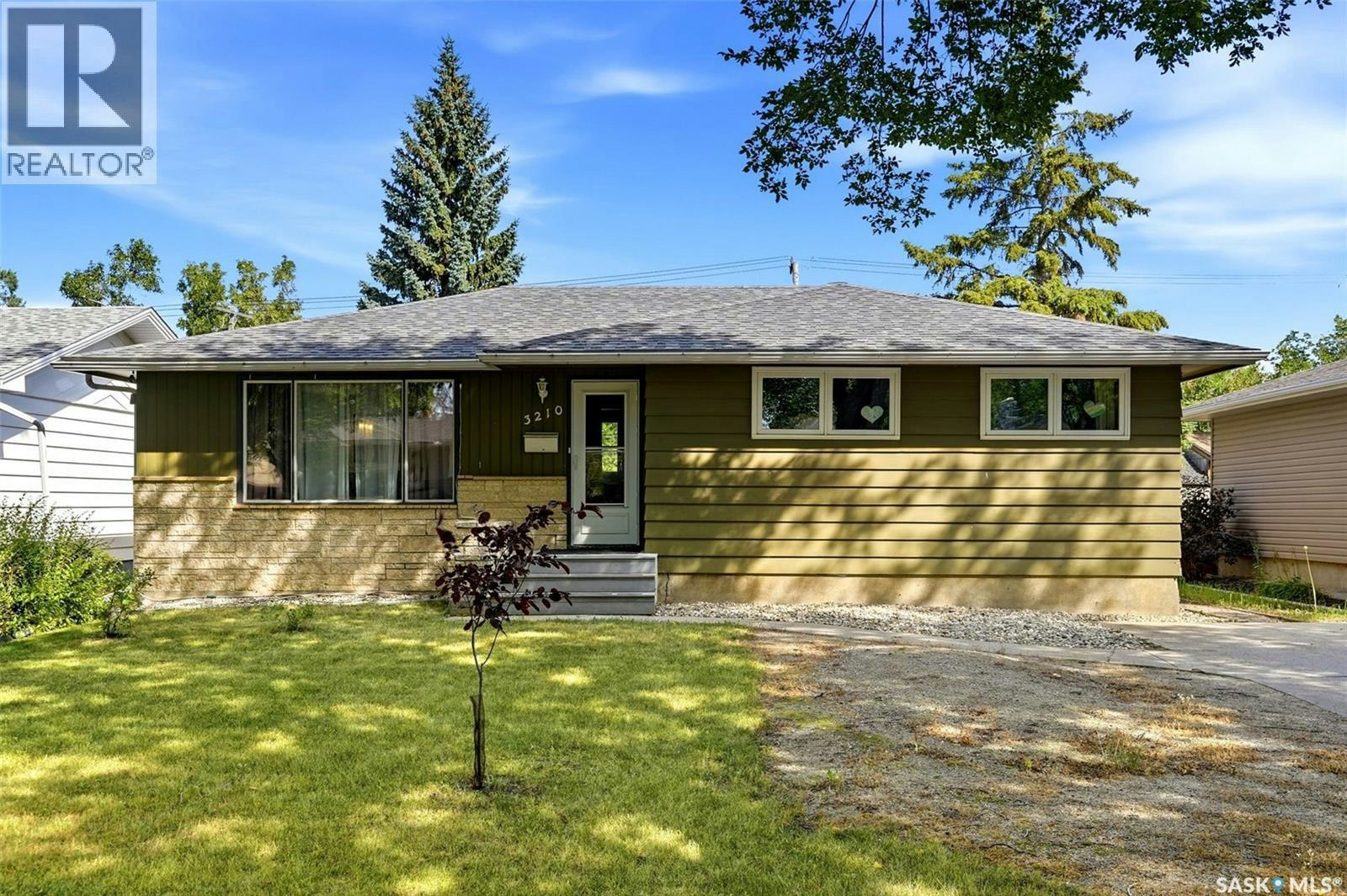 3210 Parliament Avenue, Regina, SK, S4S 2L8
