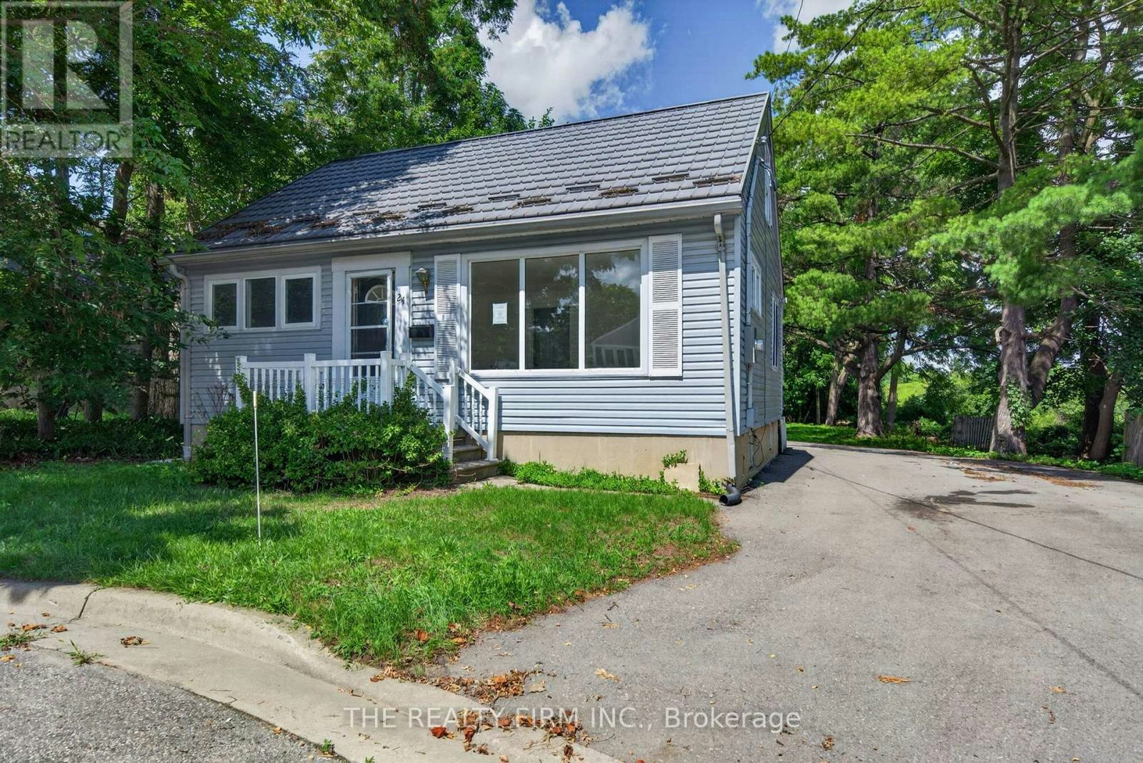 24 Fairview Court, London, ON, N6C 2C5