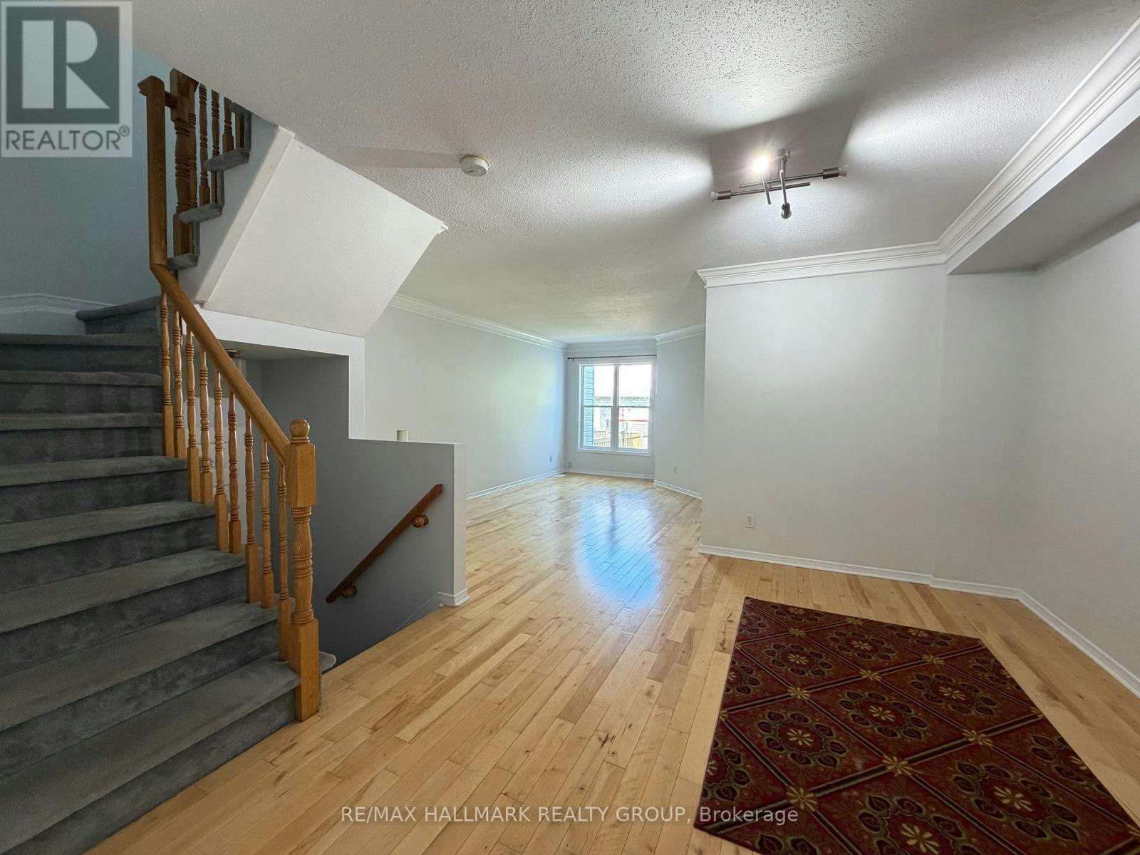 230 Westvalley Private, Ottawa, ON, K1V 2B5 - 4