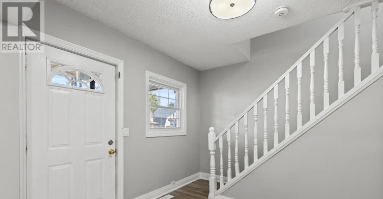 UPPER-15 Mccormick Street, Welland, ON, L3C 4L8 - 4