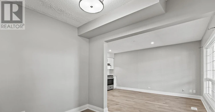 UPPER-15 Mccormick Street, Welland, ON, L3C 4L8 - 5