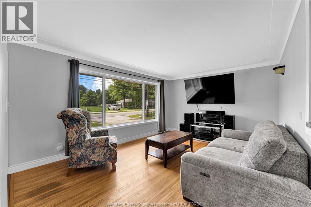 4861 Matchett Road, Windsor, ON, N9C 2A7 - 9