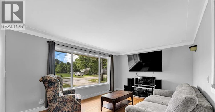 4861 Matchett Road, Windsor, ON, N9C 2A7 - 9