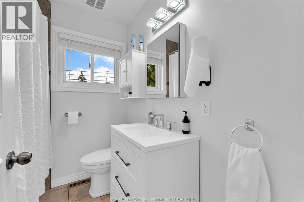 4861 Matchett Road, Windsor, ON, N9C 2A7 - 21