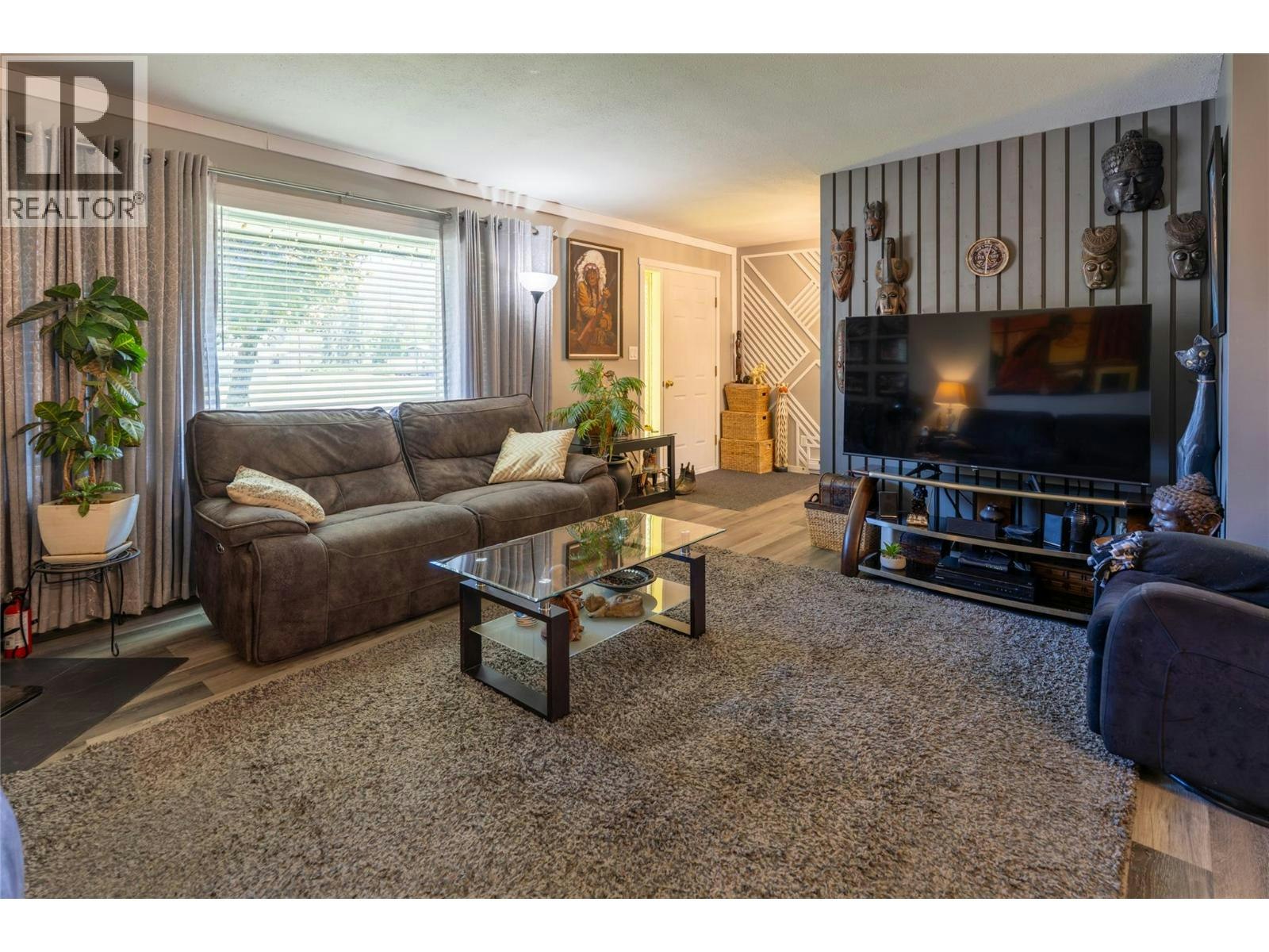 411 Gertrude Street, Midway, BC, V0H 1M0 - 14