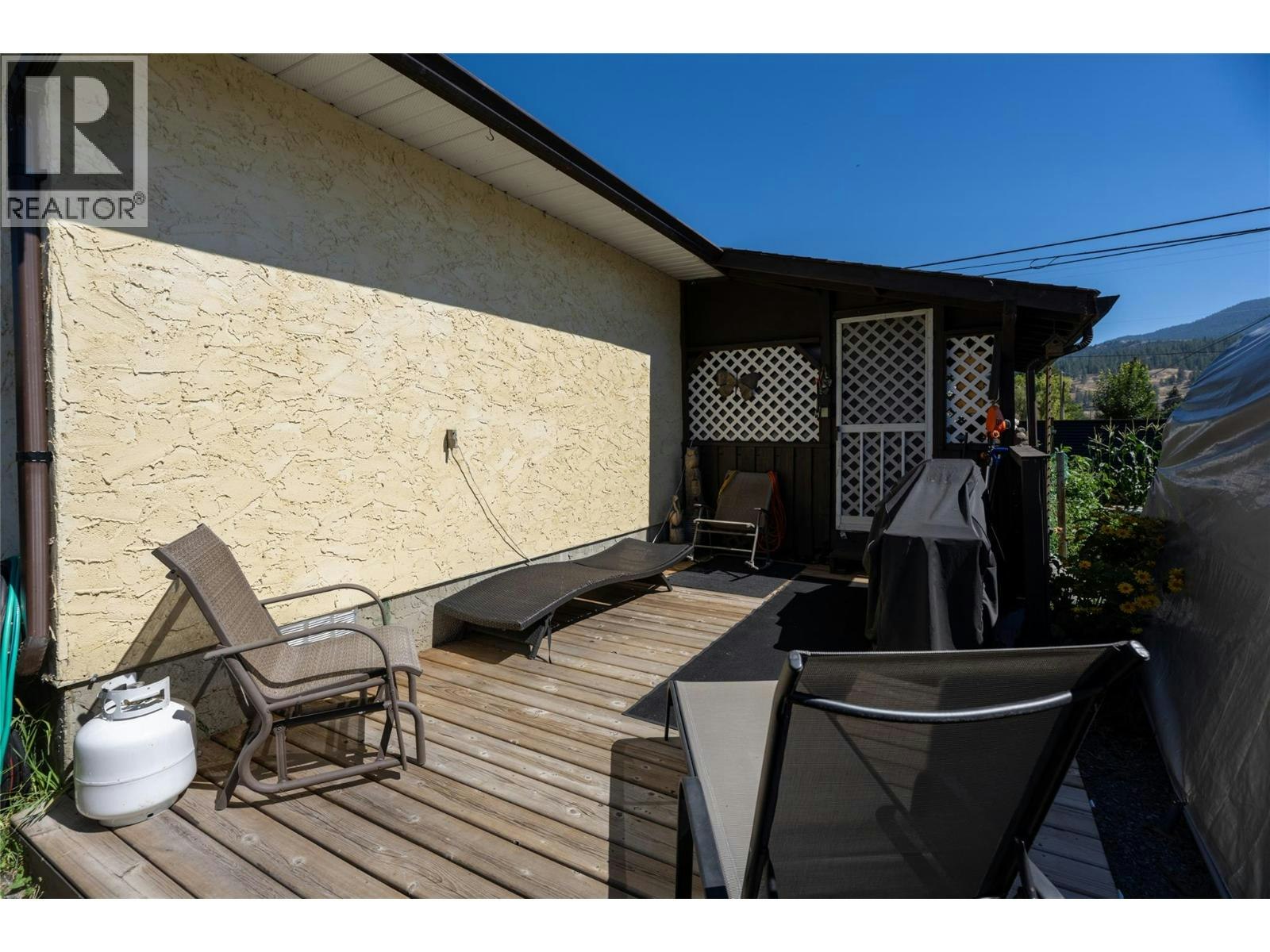 411 Gertrude Street, Midway, BC, V0H 1M0 - 10
