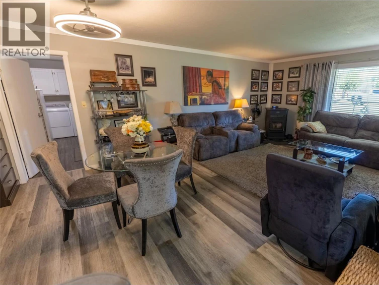 411 Gertrude Street, Midway, BC, V0H 1M0 - 16