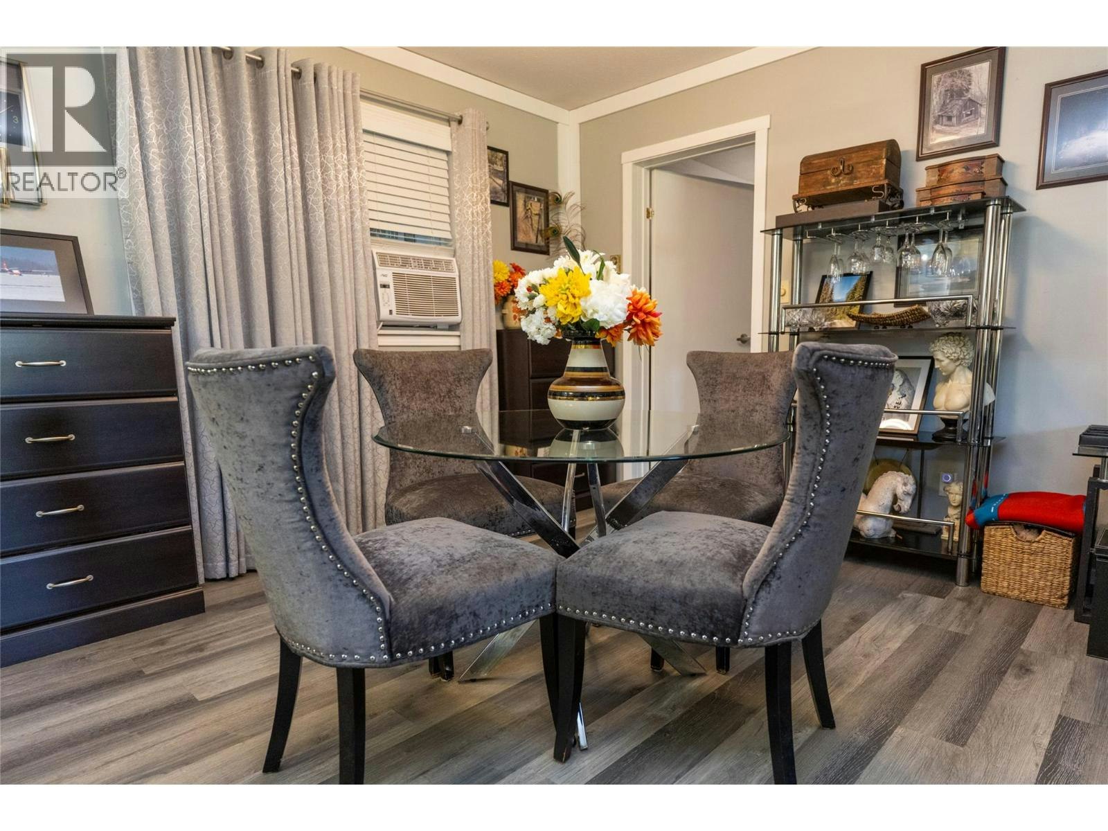 411 Gertrude Street, Midway, BC, V0H 1M0 - 17