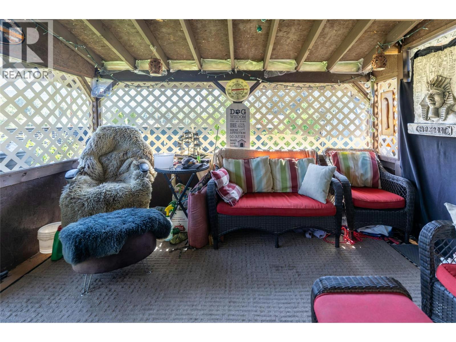 411 Gertrude Street, Midway, BC, V0H 1M0 - 11