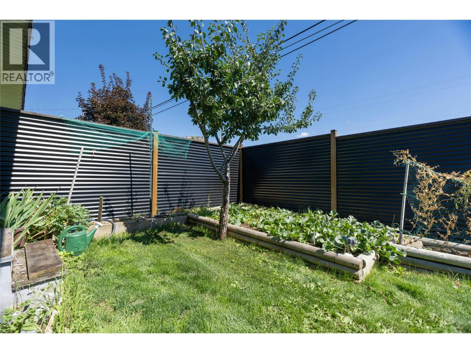 411 Gertrude Street, Midway, BC, V0H 1M0 - 7