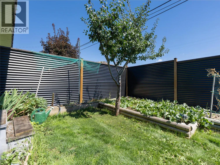411 Gertrude Street, Midway, BC, V0H 1M0 - 7