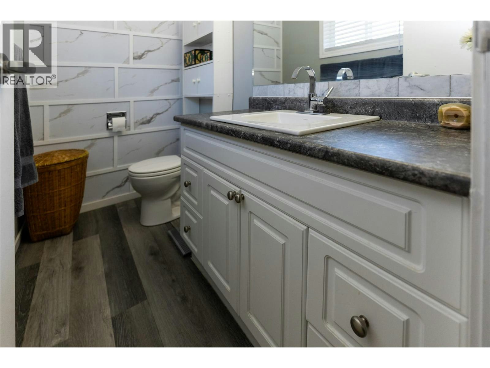 411 Gertrude Street, Midway, BC, V0H 1M0 - 30