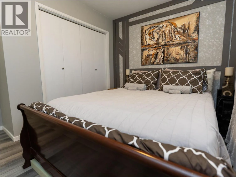 411 Gertrude Street, Midway, BC, V0H 1M0 - 25