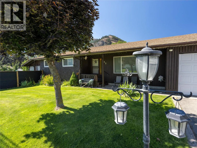 411 Gertrude Street, Midway, BC, V0H 1M0