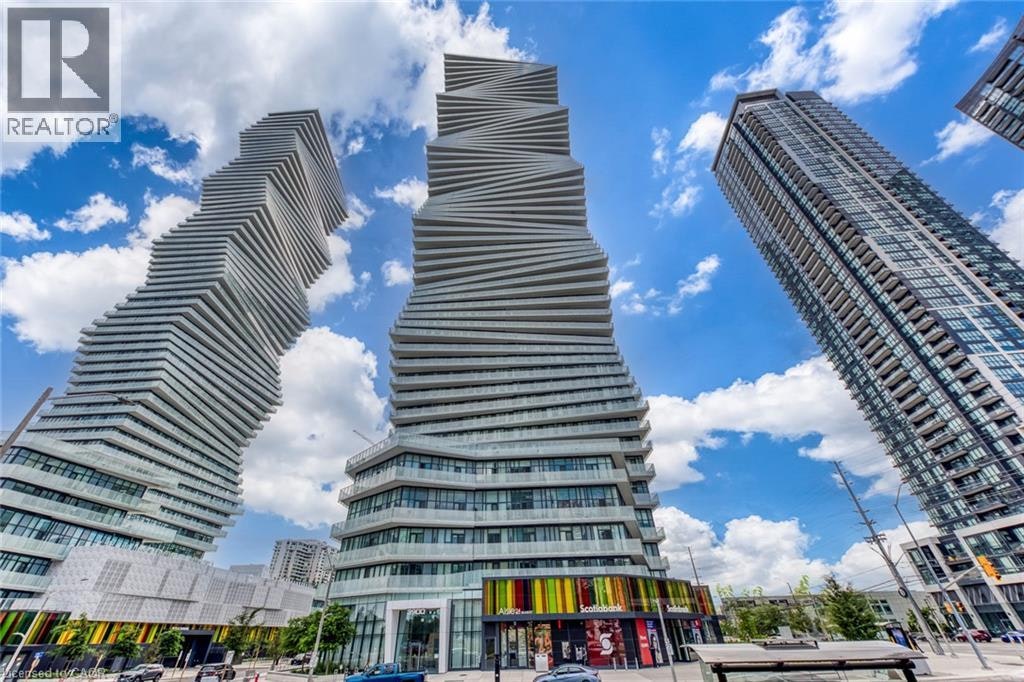 5010-3900 Confederation Parkway, Mississauga, ON, L5B 0M3