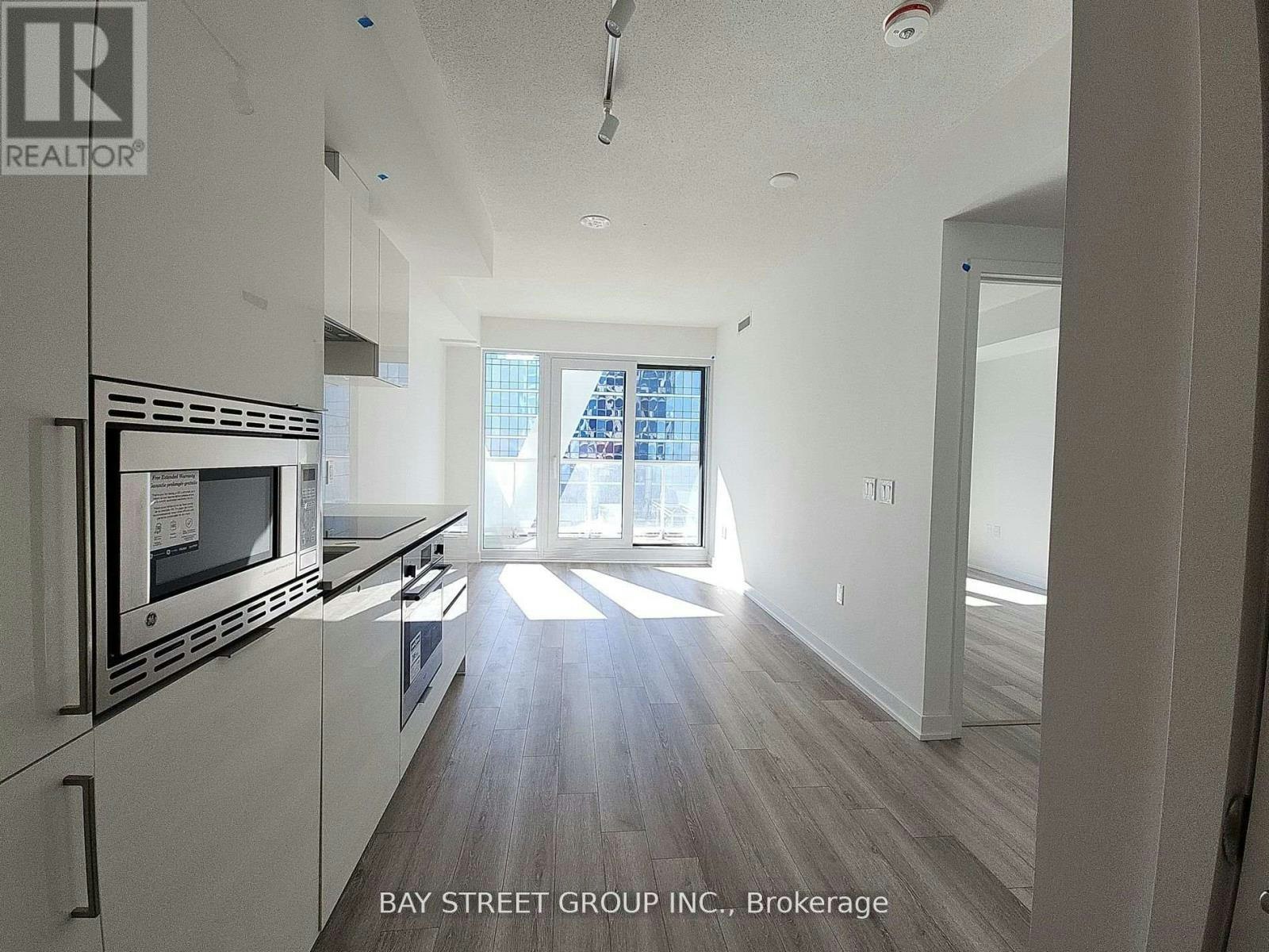 1915-230 Simcoe Street, Toronto, ON, M5T 0G7 - 2