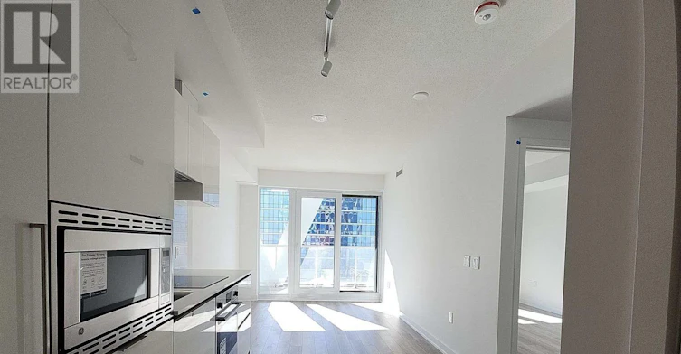 1915-230 Simcoe Street, Toronto, ON, M5T 0G7 - 2